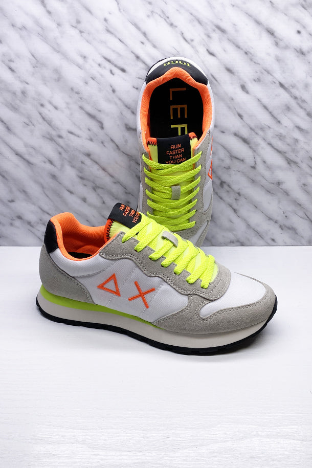 Sneakers-1