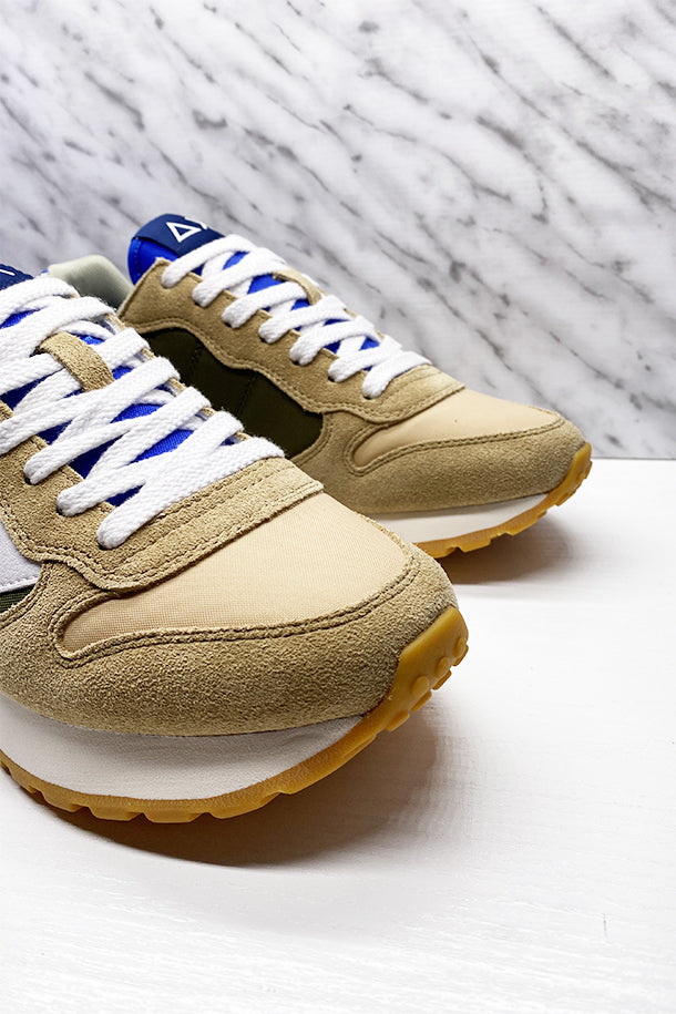 Sneakers-4