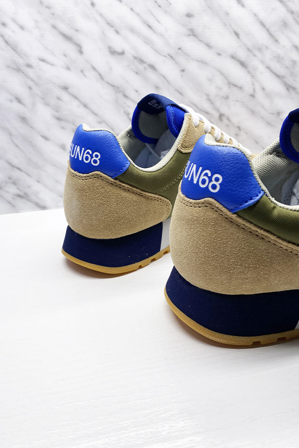 Sneakers-5