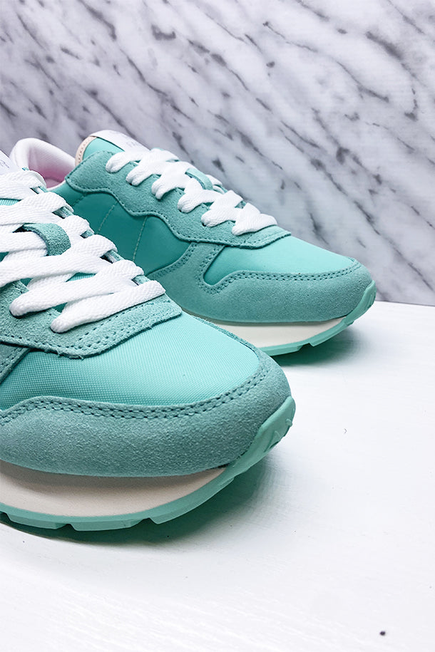 Sneakers-2