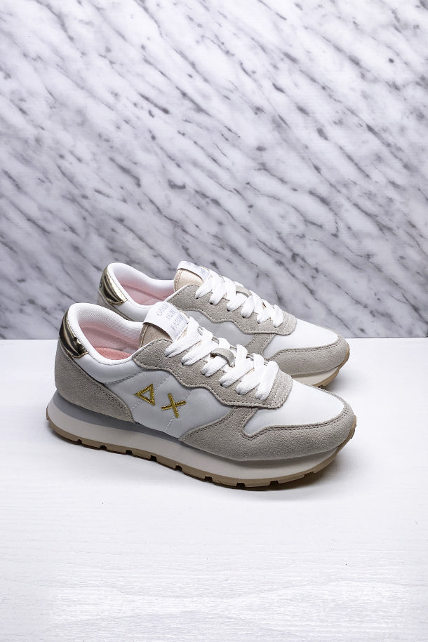 Sneakers-1