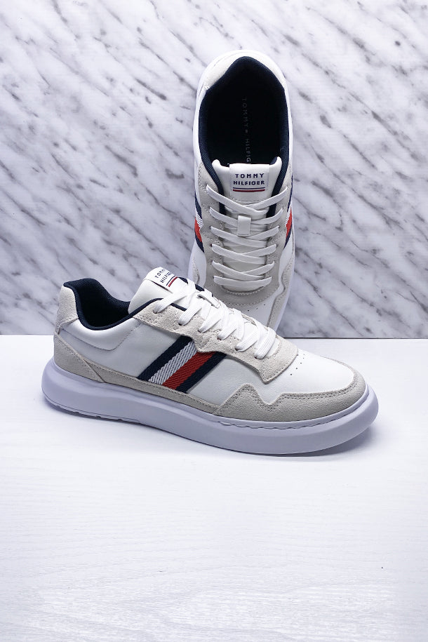Sneakers-1
