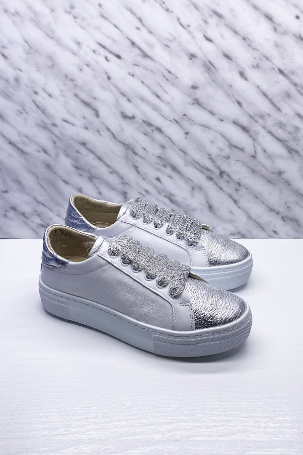 Sneakers-1