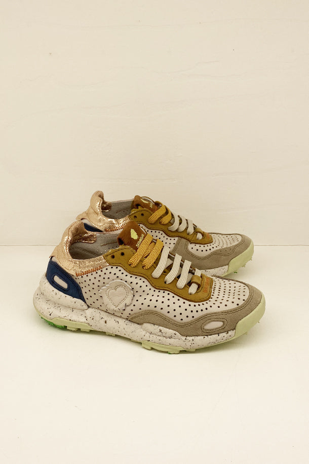 Sneakers allacciate-1