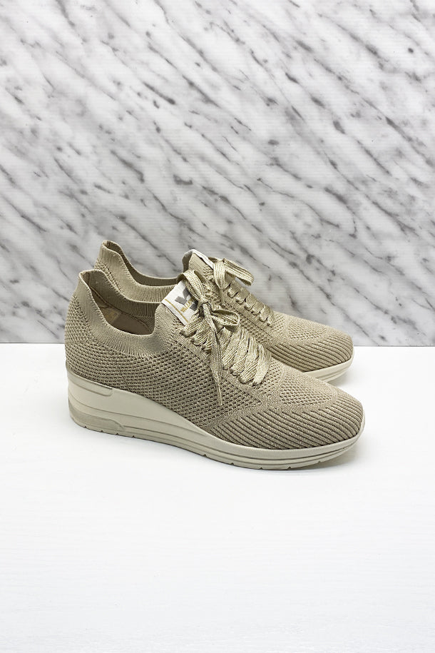 Sneakers allacciate-1