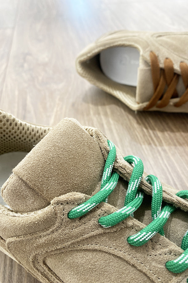 Sneakers-2
