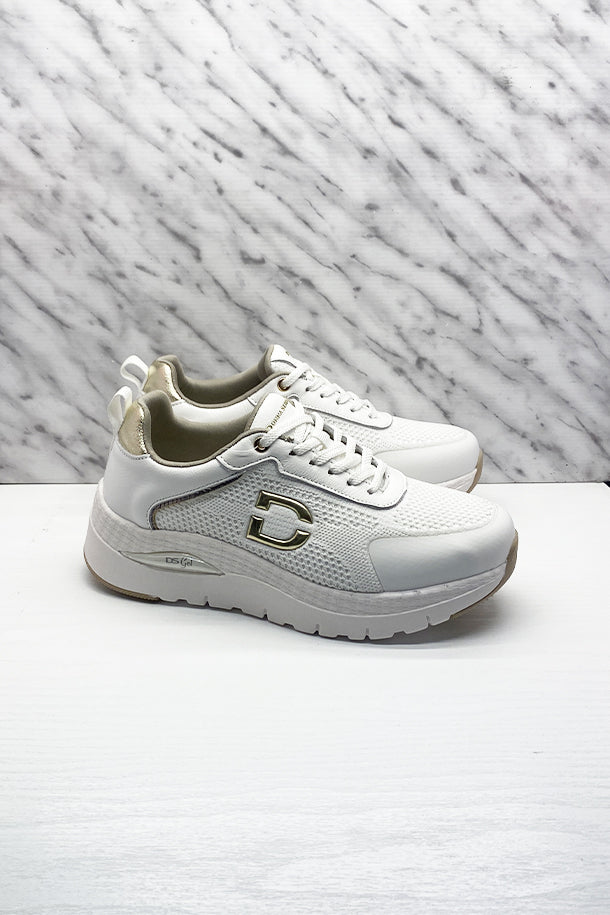 Sneakers-1