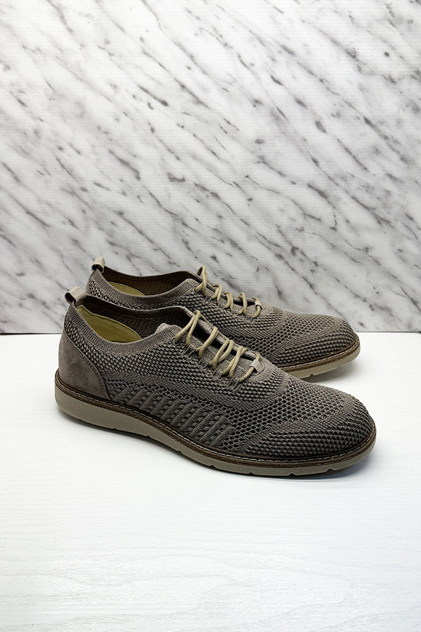 Sneakers-1