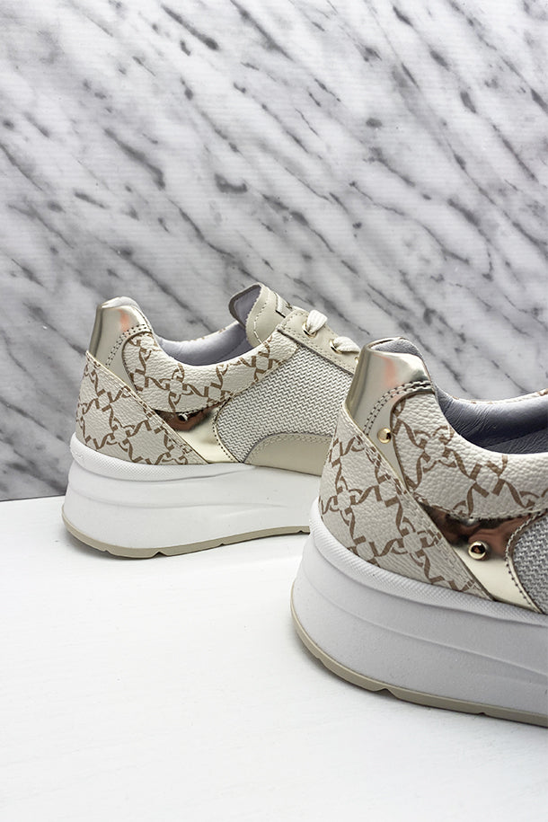 Sneakers-3