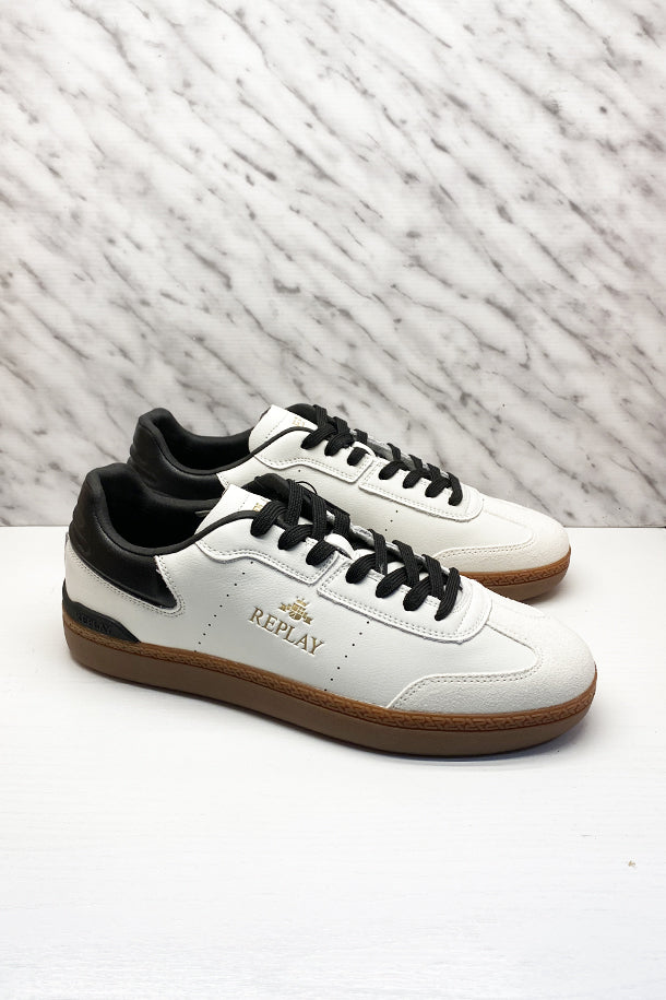 Sneakers-1