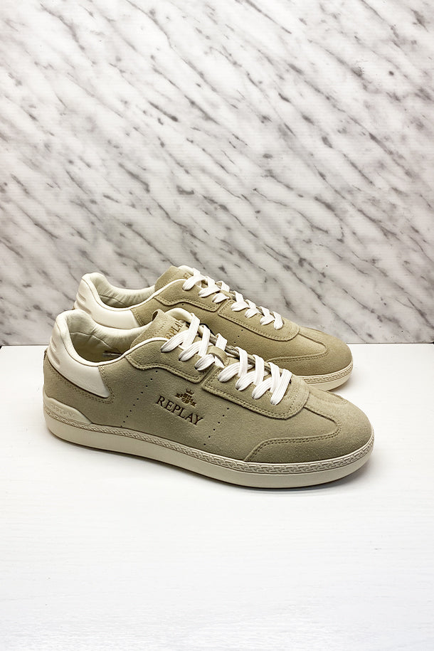 Sneakers-1