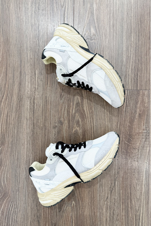 Sneakers-1