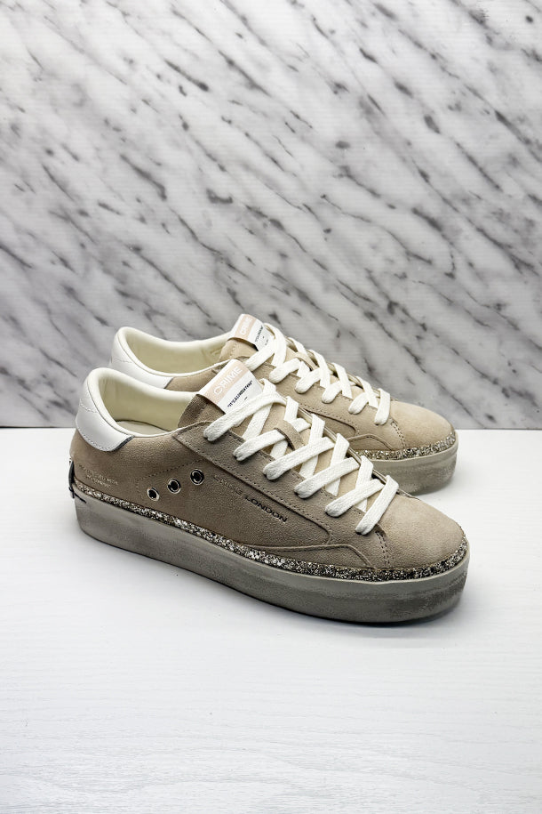 Sneakers-1