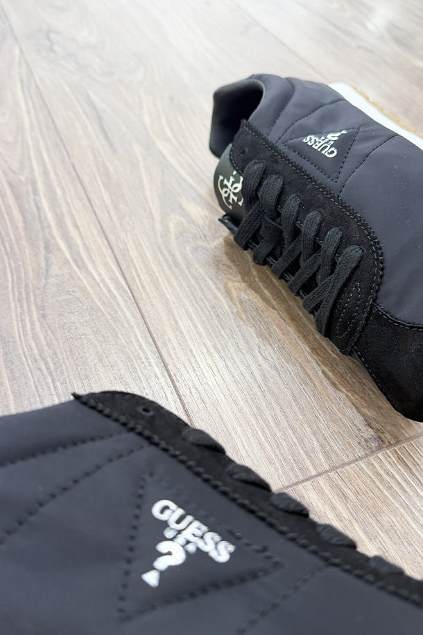 Sneakers-2