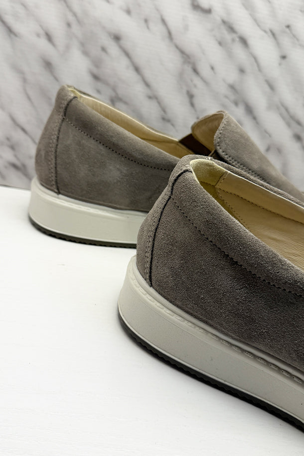 Sneakers-3