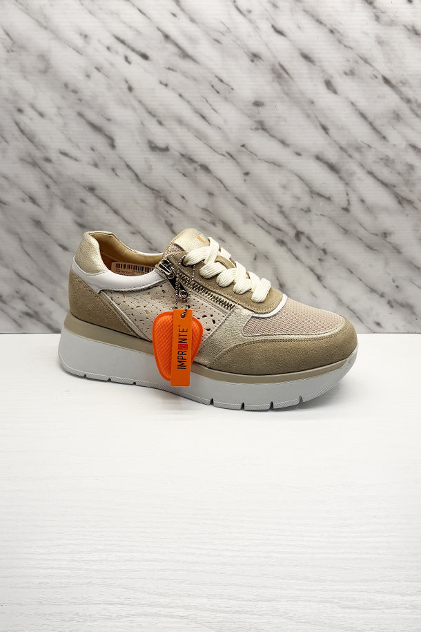 Sneakers-1