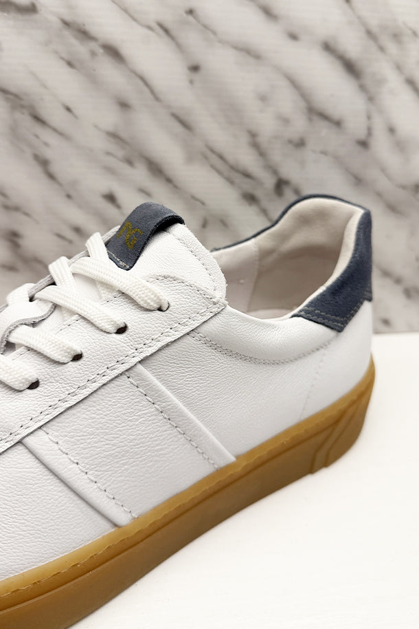 Sneakers-2