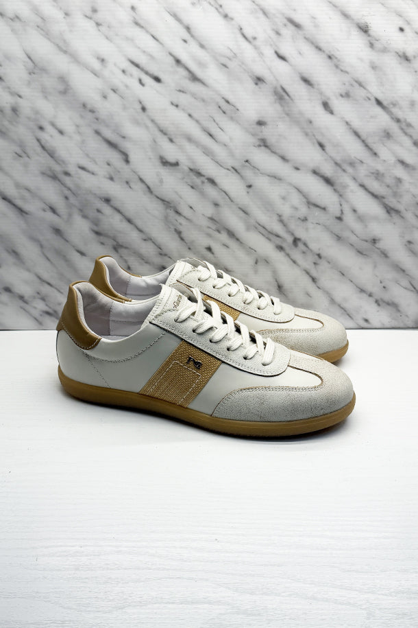 Sneakers-1