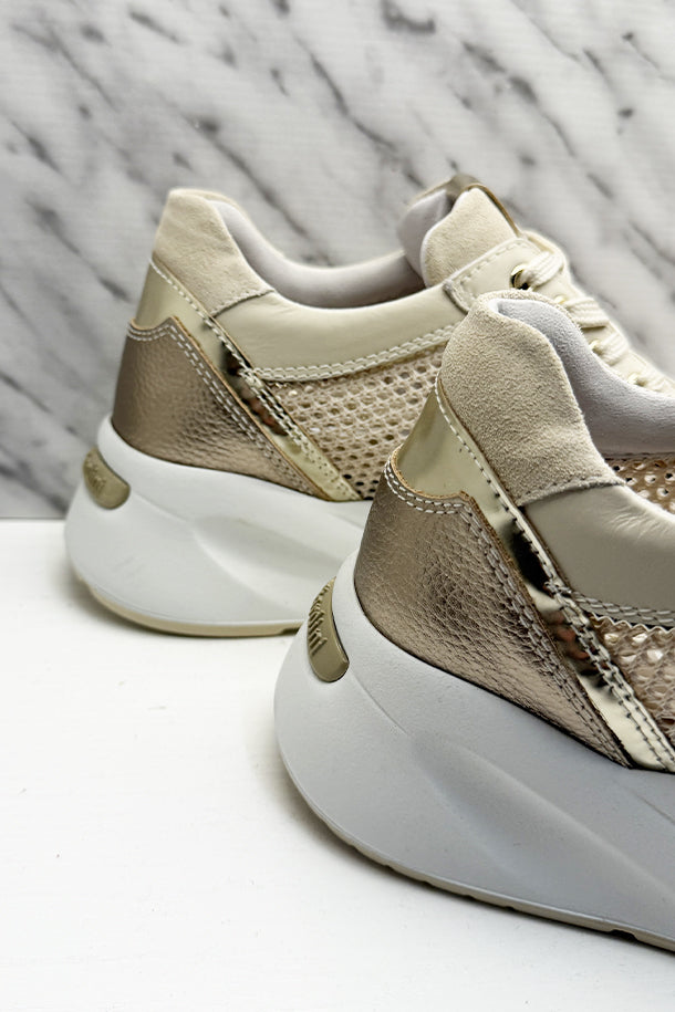 Sneakers-3