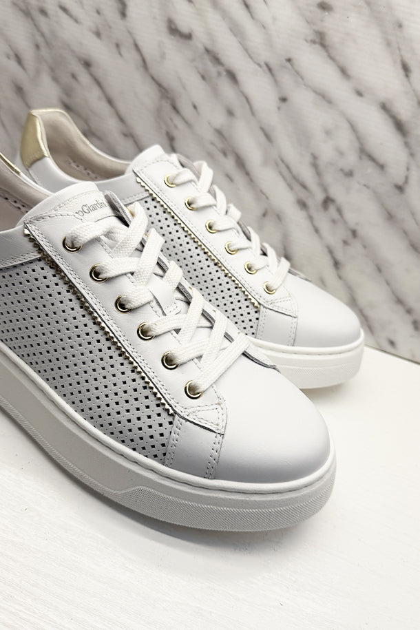 Sneakers-2