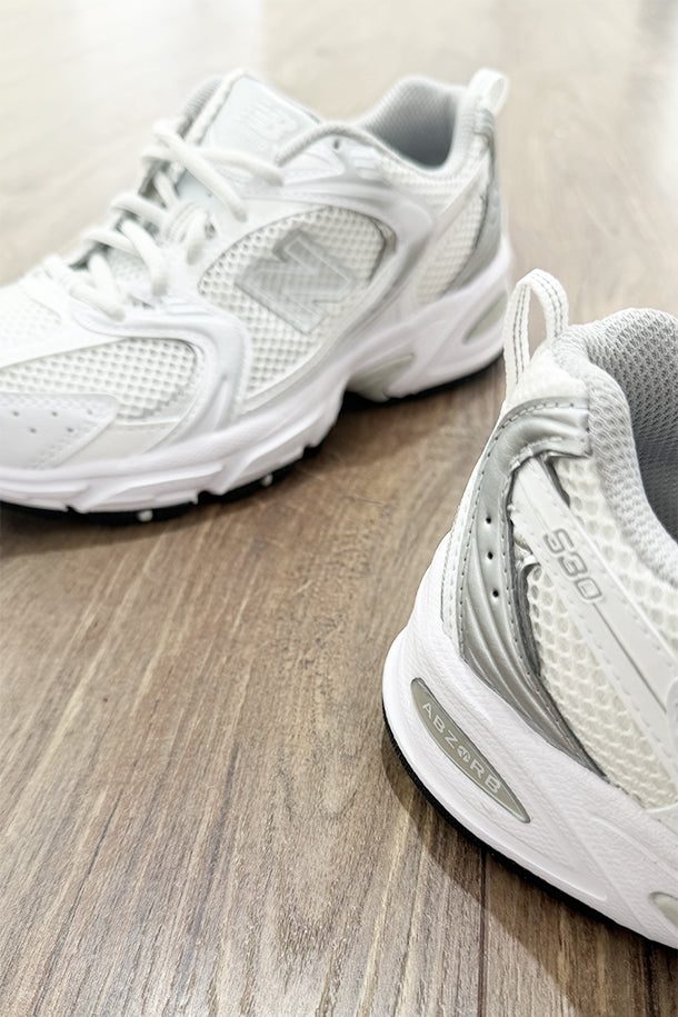 Sneakers-1