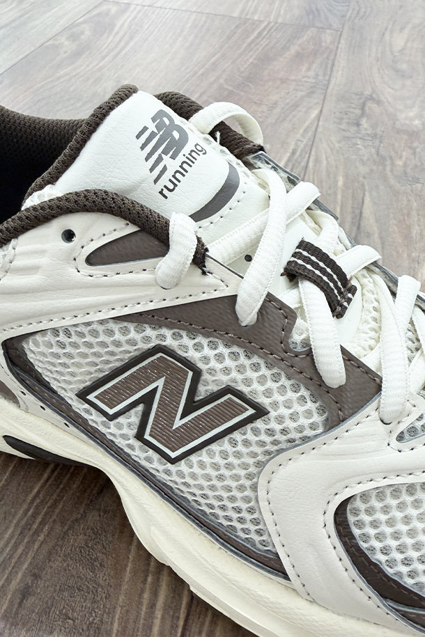 Sneakers-1