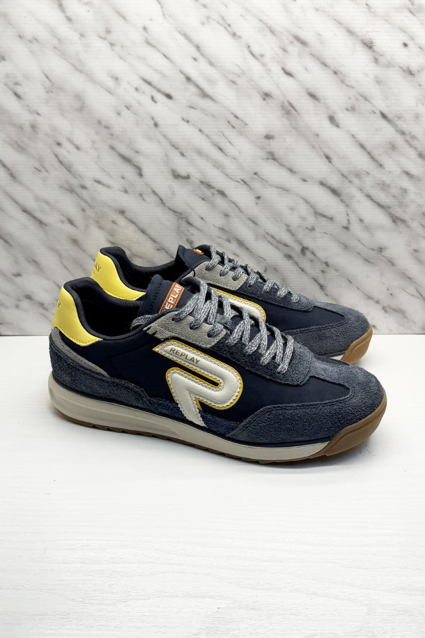 Sneakers-1
