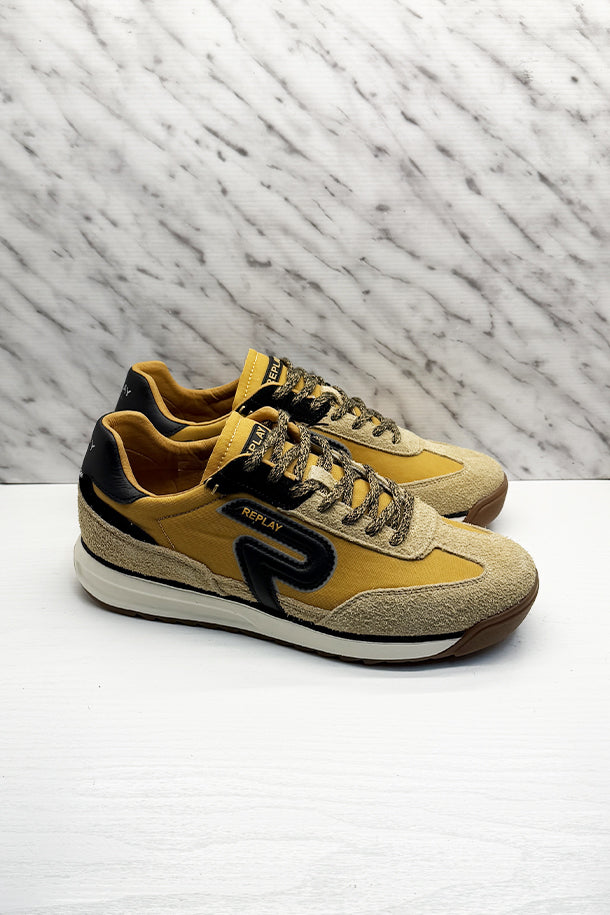 Sneakers-1