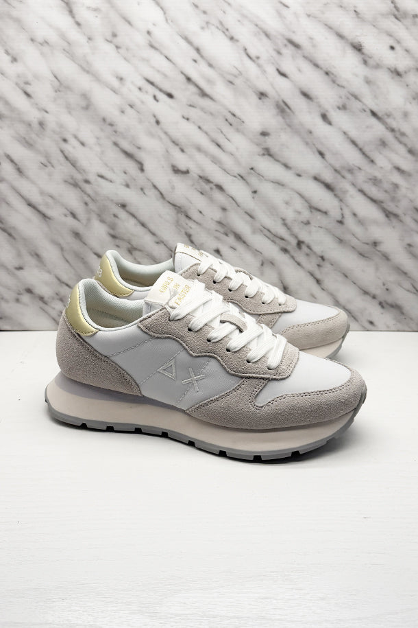 Sneakers-1