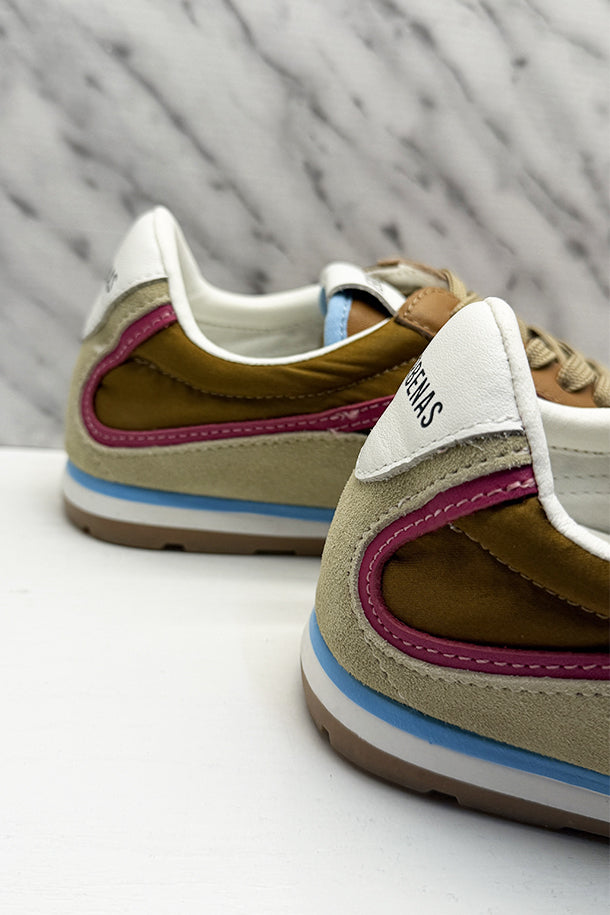 Sneakers-3