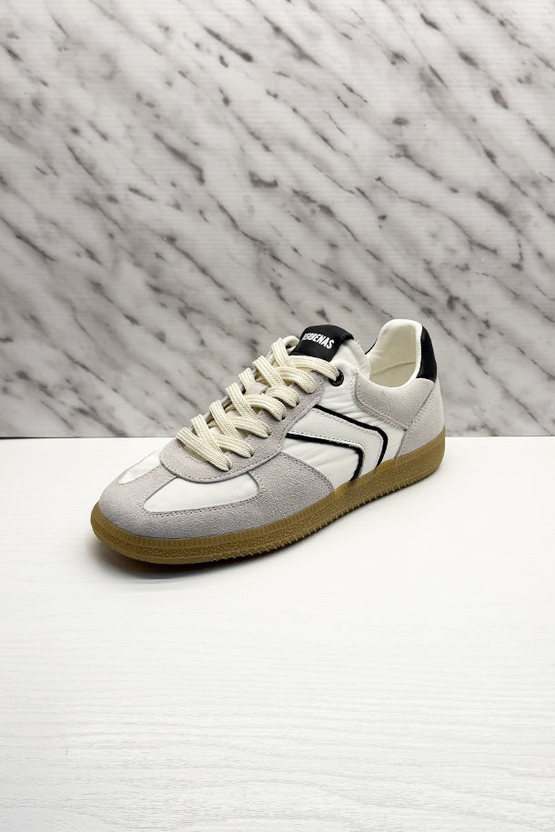 Sneakers-1