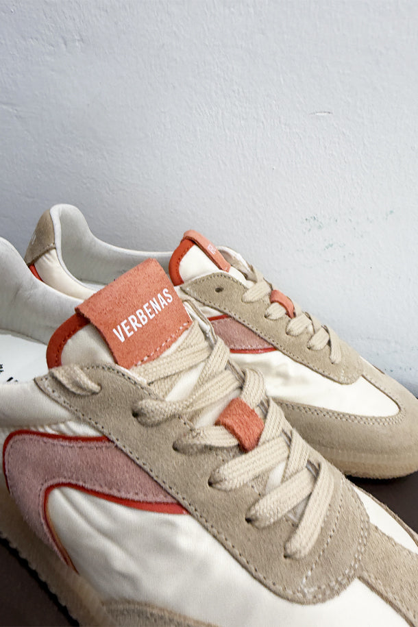 Sneakers-2