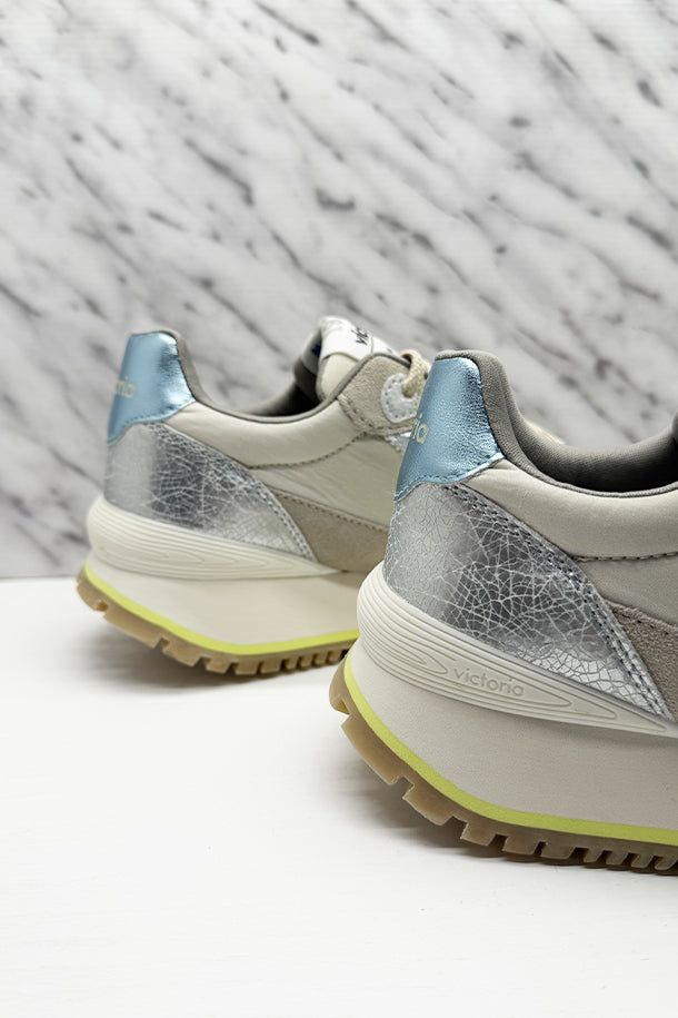 Sneakers-3