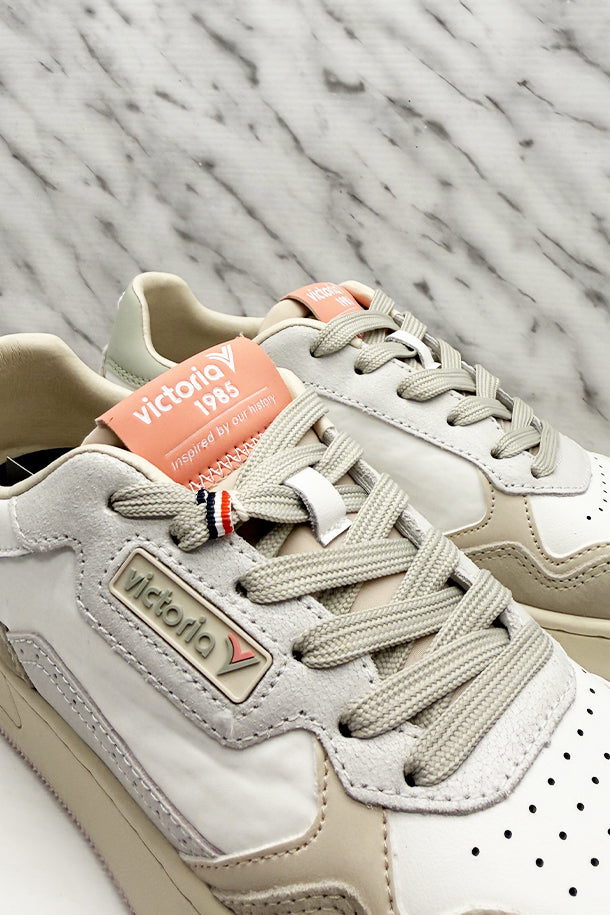 Sneakers-2