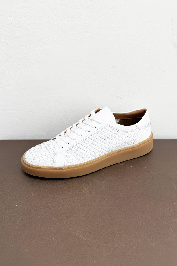 Sneakers-1