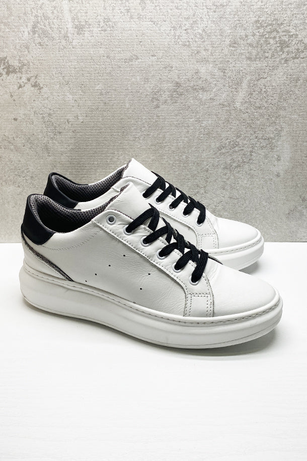 Sneakers DIVINE FOLLIE-1