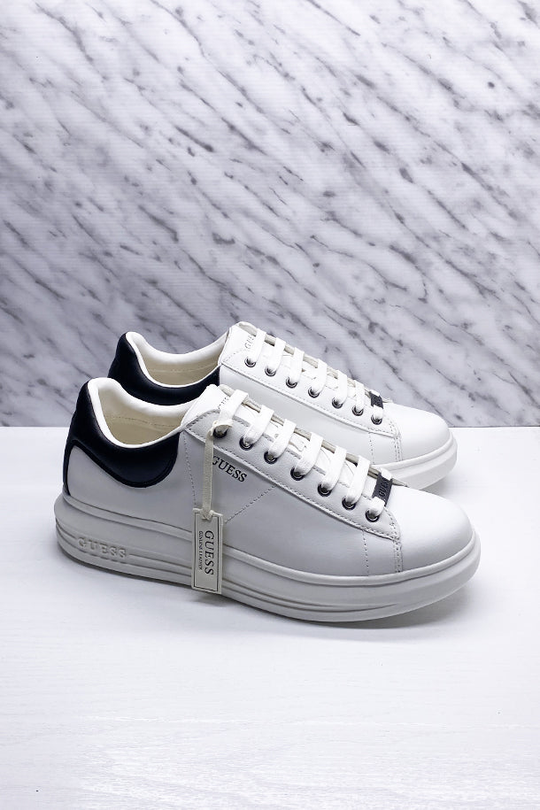 Sneakers allacciate-1