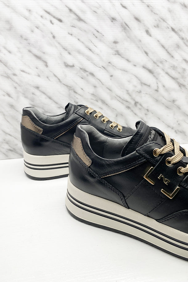 Sneakers-4
