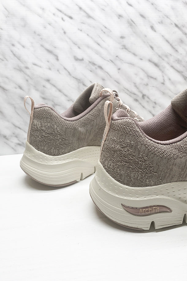 Sneakers-4