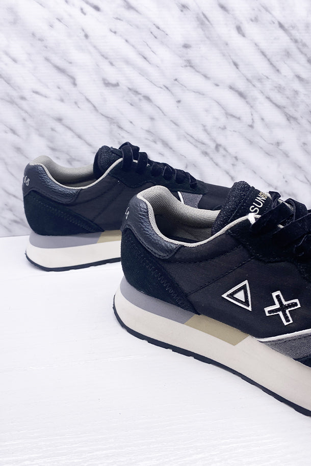 Sneakers-4