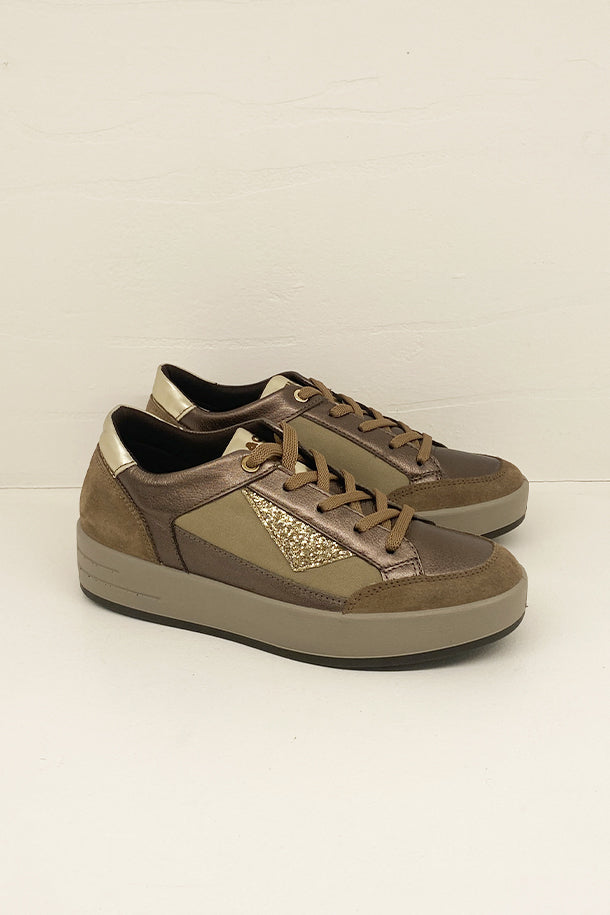 Sneakers-2