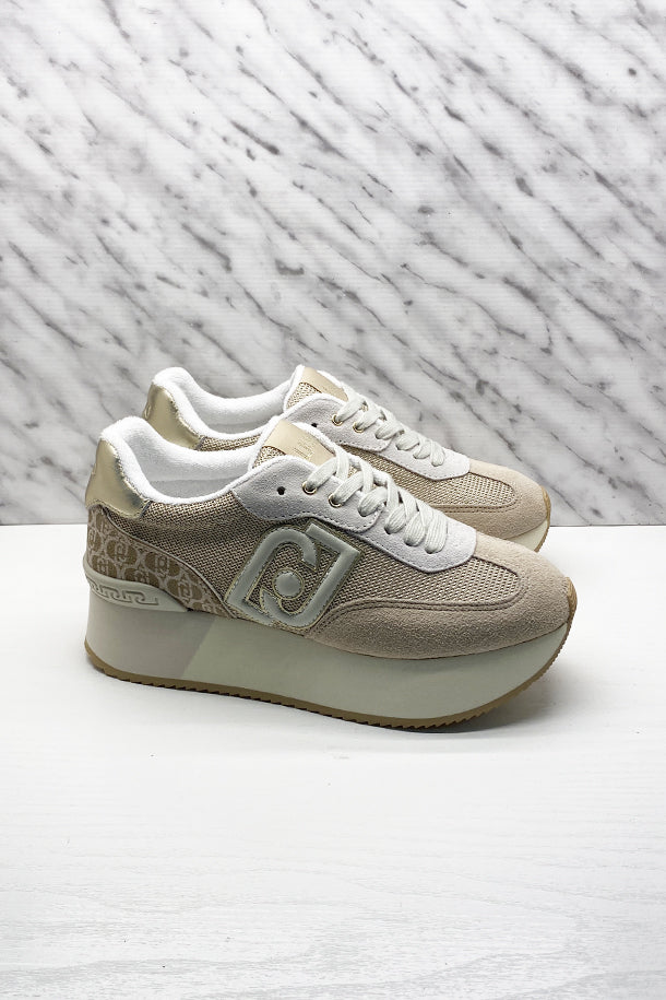 Sneakers-1