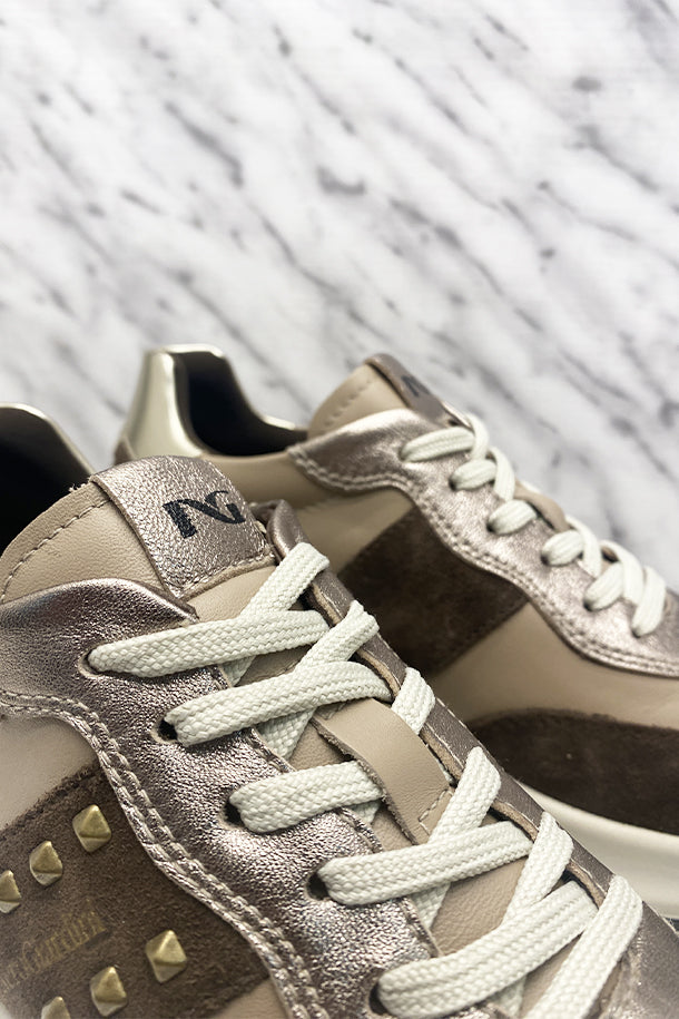 Sneakers-2