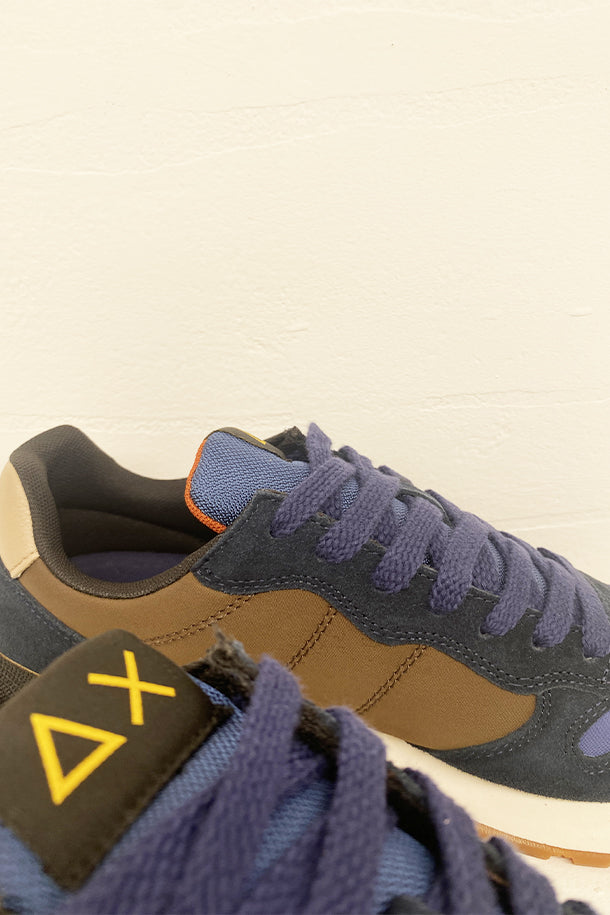 Sneakers-3
