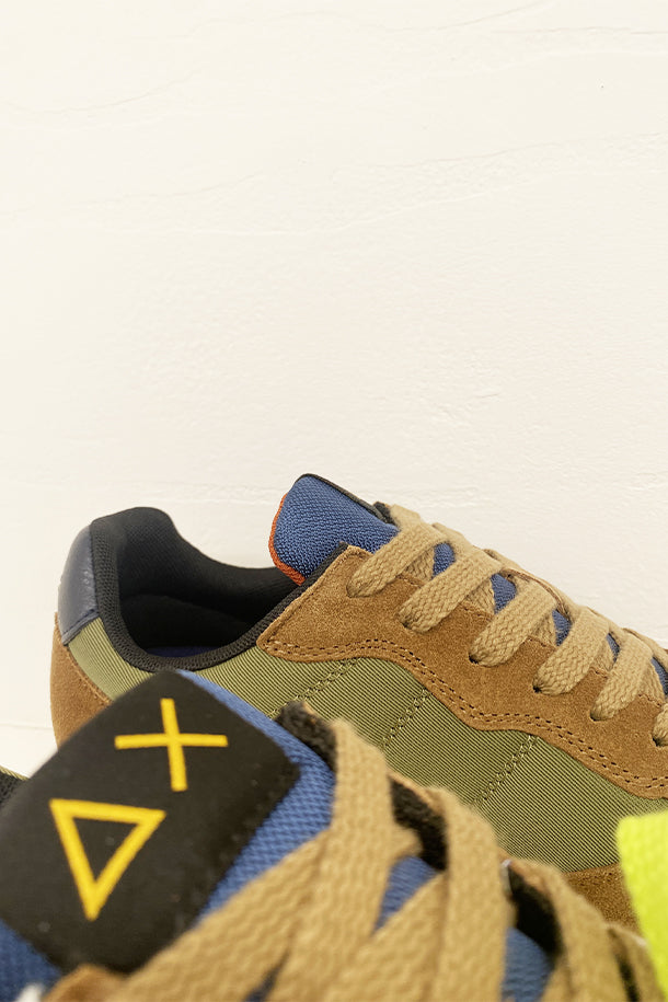 Sneakers-3