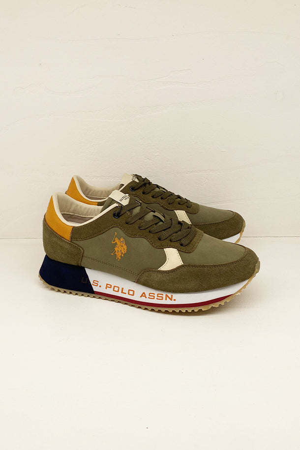 Sneakers-2