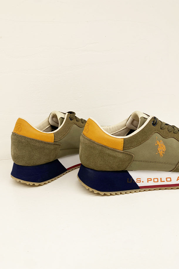 Sneakers-4