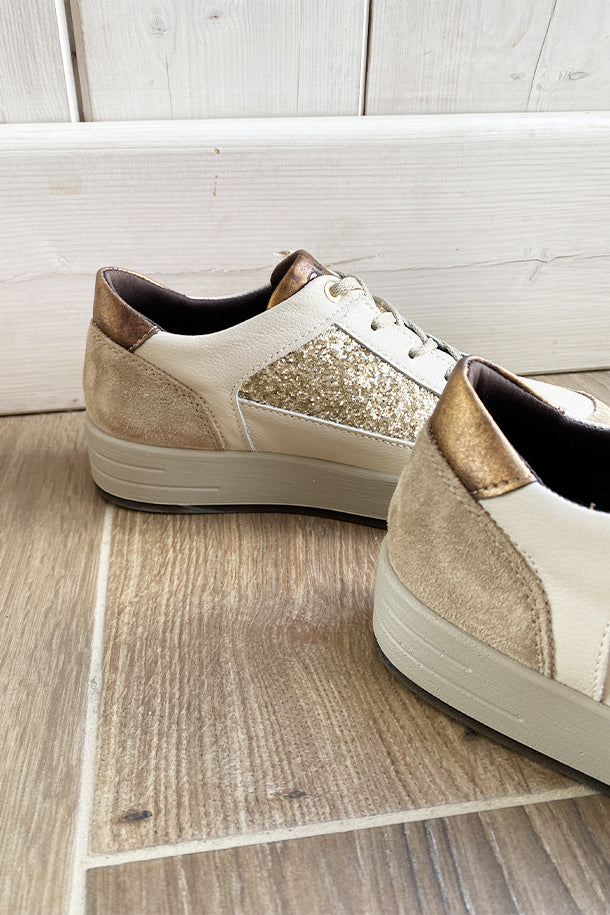 Sneakers-3