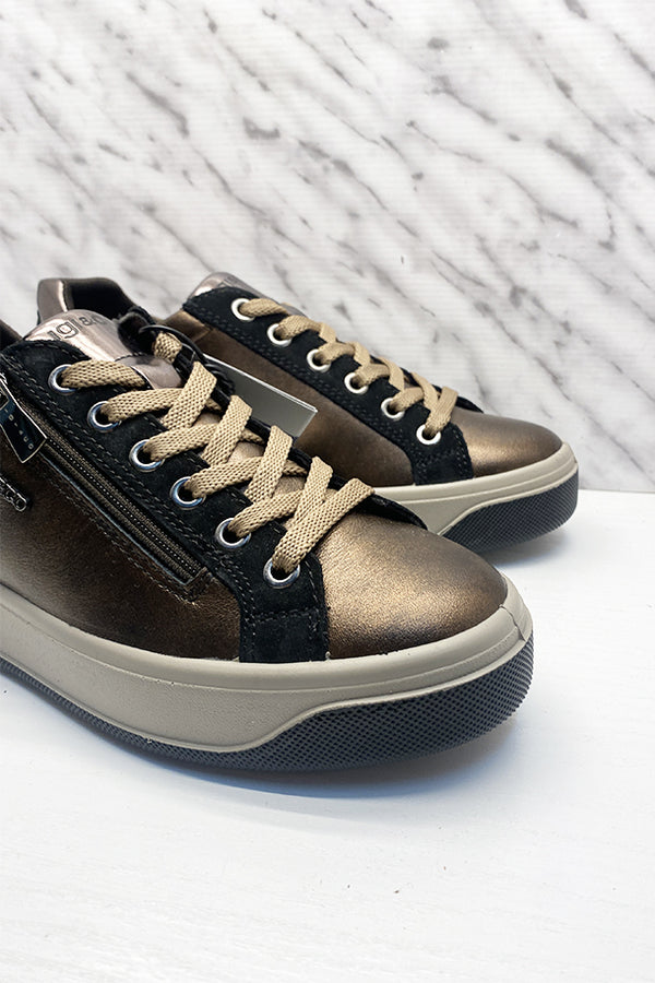 Sneakers-2