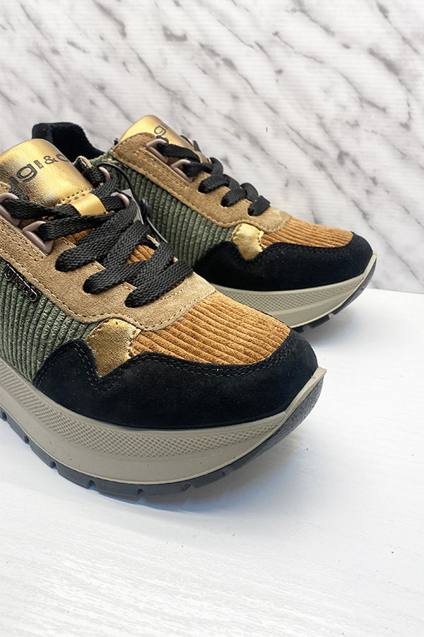 Sneakers-2
